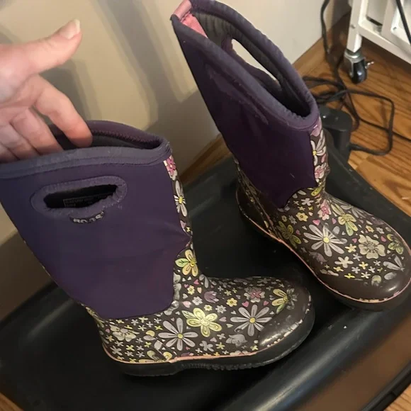 Bogs Dark Purple Boots - Picture 9 of 9